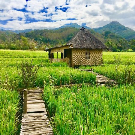 Tado Homestay Limbung Exteriör bild