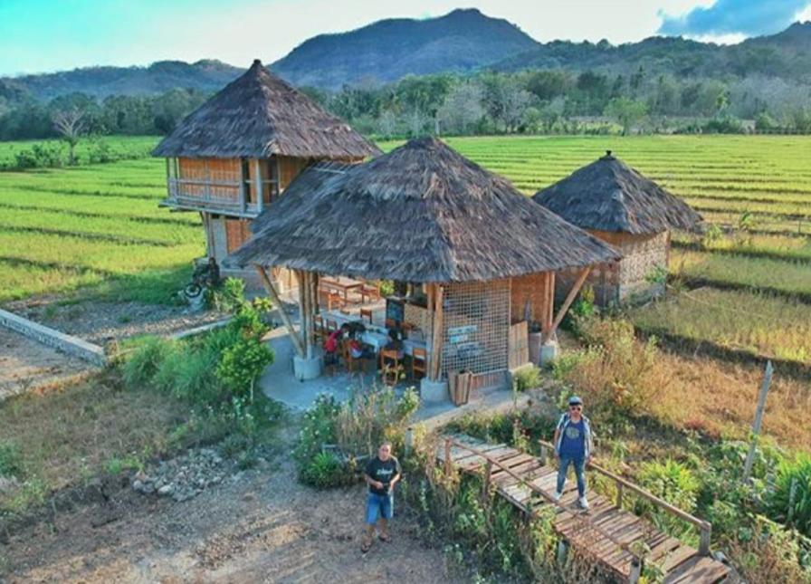 Tado Homestay Limbung Exteriör bild